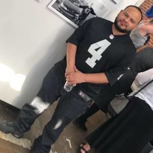 Meet your Posher, Juan